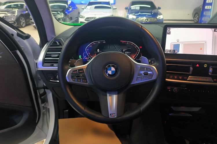 Used BMW X3 2022 Facelift xDrive30i Luxury Edition M Night Edition Package Steering Wheel
