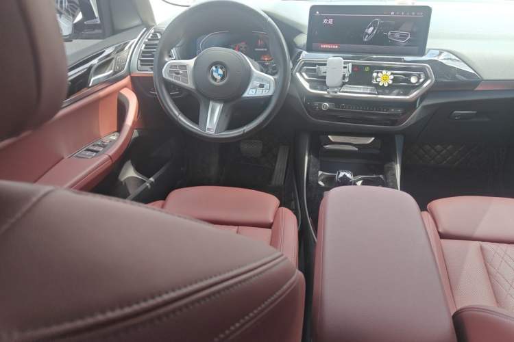 Used BMW X3 2022 xDrive25i M Sport Package Steering Wheel