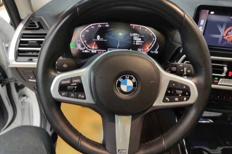 Used BMW X3 2022 xDrive25i M Sport Package Steering Wheel