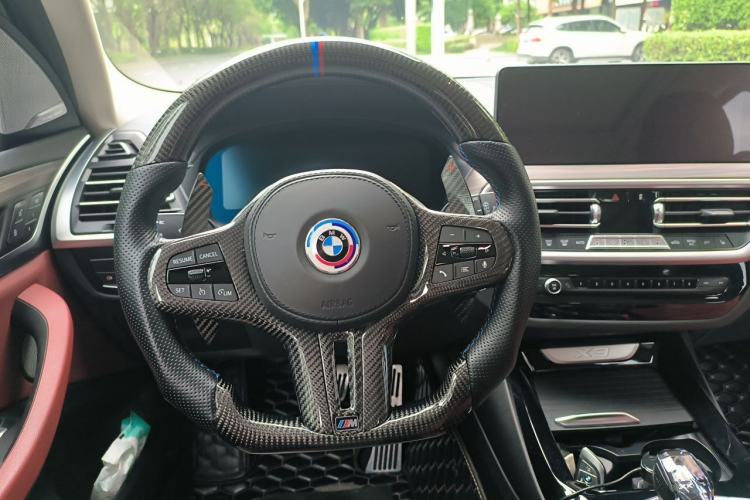 Used BMW X3 2022 xDrive30i Luxury Model M Night Sky Package Steering Wheel
