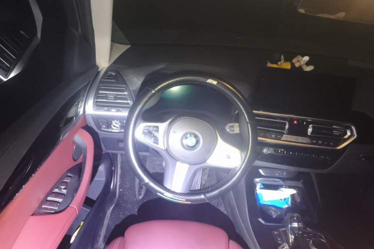 Used BMW X3 2022 xDrive25i M Sport Package Steering Wheel