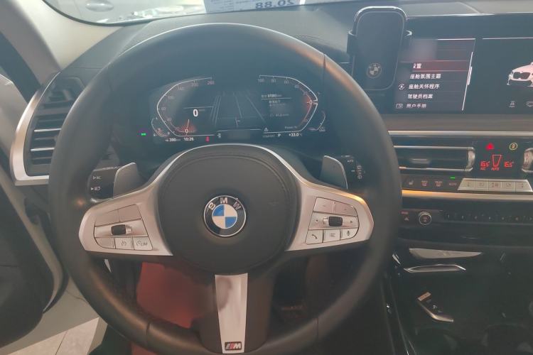 Used BMW X3 2022 Second Facelift xDrive30i Leading Edition M Night Sky Package Steering Wheel