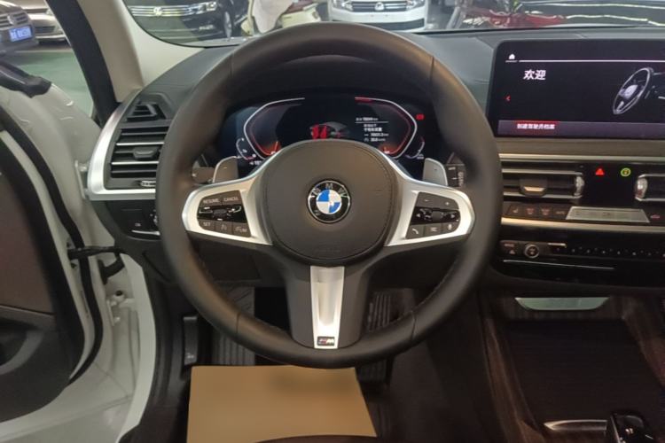 Used BMW X3 2022 Facelift xDrive30i Luxury Edition M Night Edition Package Steering Wheel