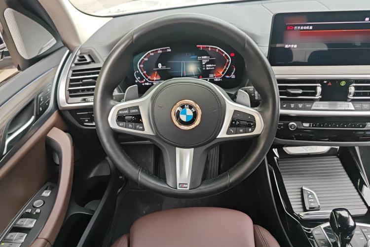 Used BMW X3 2022 xDrive30i Luxury Model M Night Sky Package Steering Wheel