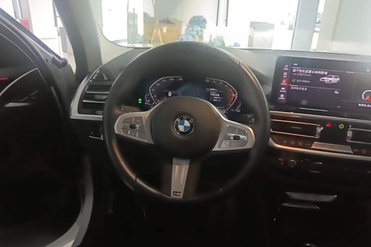 Used BMW X3 2022 Restyled xDrive25i M Sport Package Steering Wheel