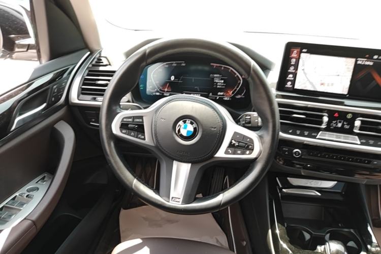 Used BMW X3 2022 xDrive25i M Sport Package Steering Wheel