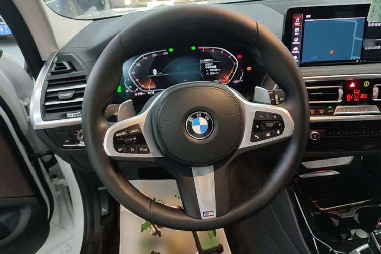 Used BMW X3 2022 Facelift xDrive30i Luxury Edition M Night Edition Package Steering Wheel