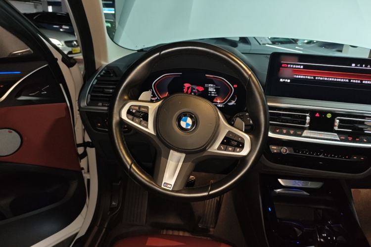Used BMW X3 2022 xDrive30i Luxury Model M Night Sky Package Steering Wheel