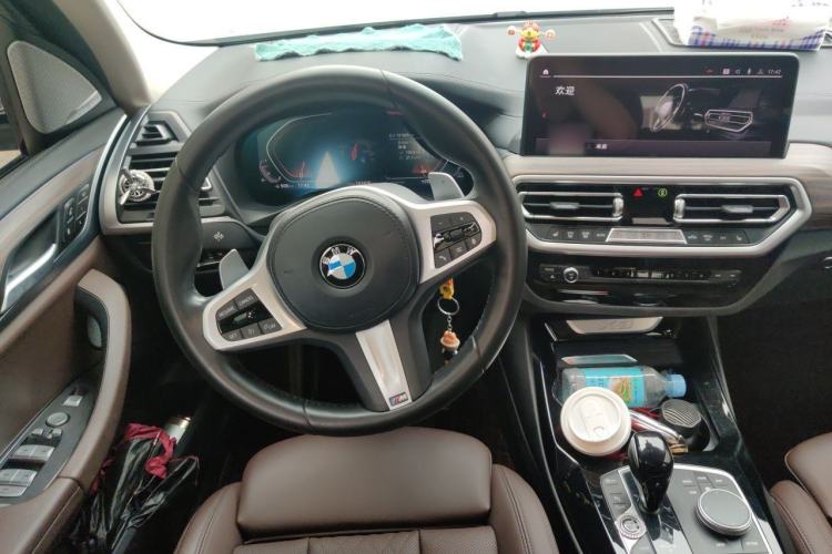 Used BMW X3 2022 xDrive30i Luxury Model M Night Sky Package Steering Wheel