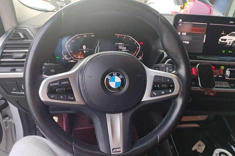 Used BMW X3 2022 xDrive25i M Sport Package Steering Wheel