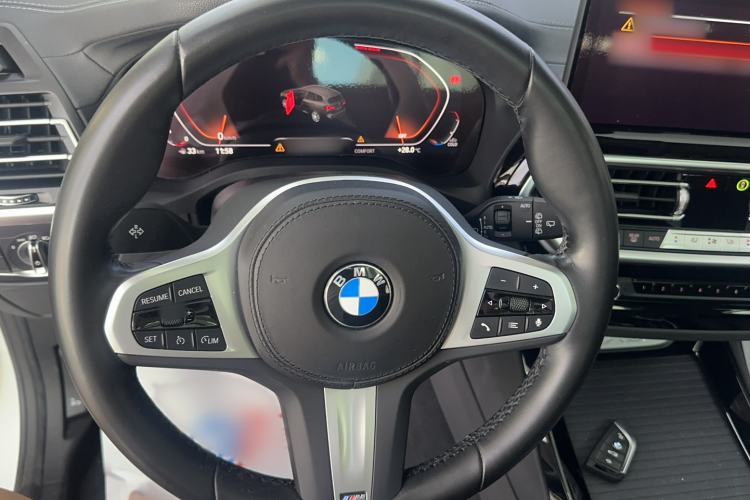 Used BMW X3 2022 xDrive25i M Sport Package Steering Wheel