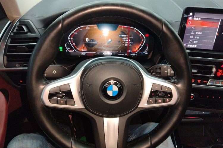 Used BMW X3 2022 xDrive25i M Sport Package Steering Wheel