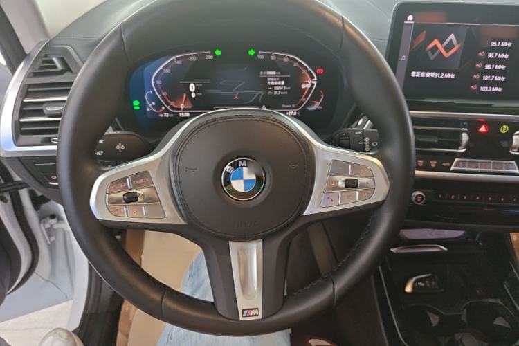 Used BMW X3 2022 Restyled xDrive25i M Sport Package Steering Wheel