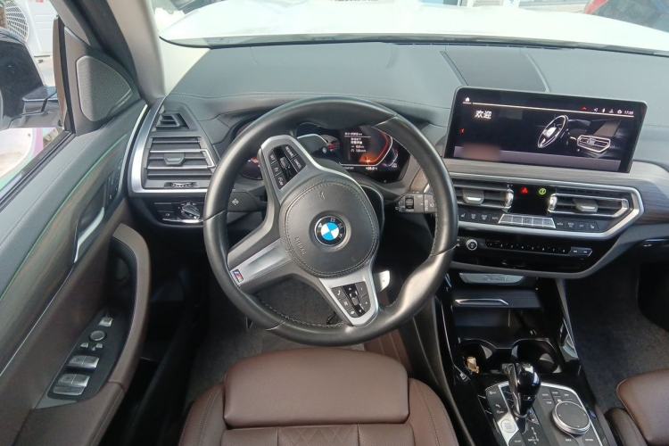 Used BMW X3 2022 xDrive30i Luxury Model M Night Sky Package Steering Wheel