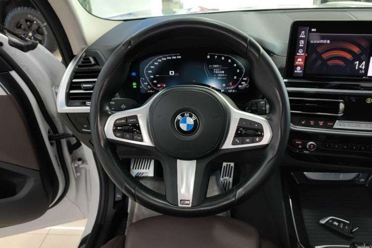 Used BMW X3 2022 xDrive25i M Sport Package Steering Wheel