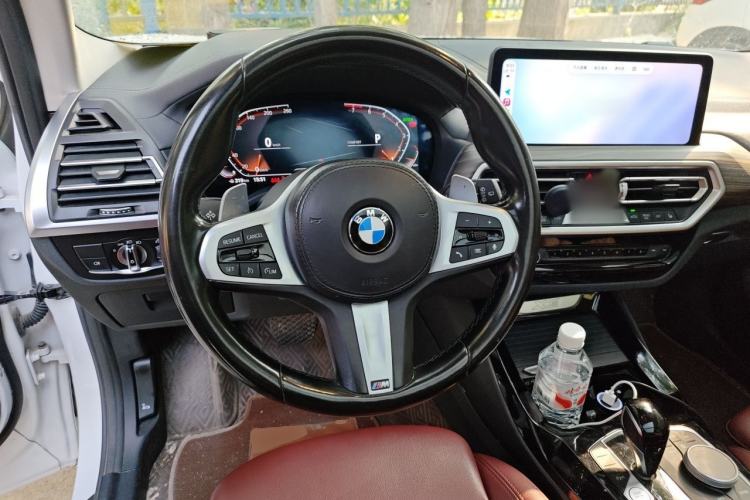 Used BMW X3 2022 xDrive30i Luxury Model M Night Sky Package Steering Wheel