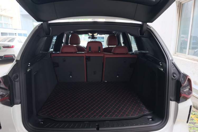 Used BMW X3 2022 Second Facelift xDrive30i Luxury Edition M Night Sky Package Trunk