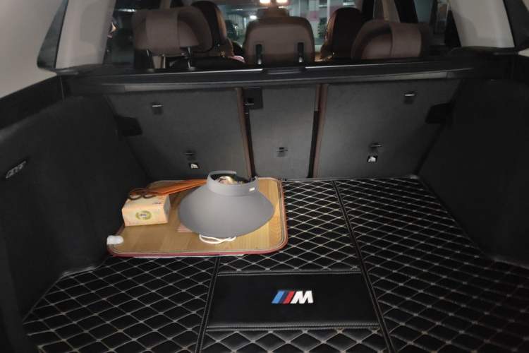 Used BMW X3 2022 xDrive30i Luxury Model M Night Sky Package Trunk