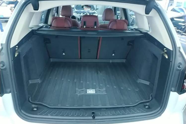 Used BMW X3 2022 Second Facelift xDrive30i Leading Edition M Night Sky Package Trunk