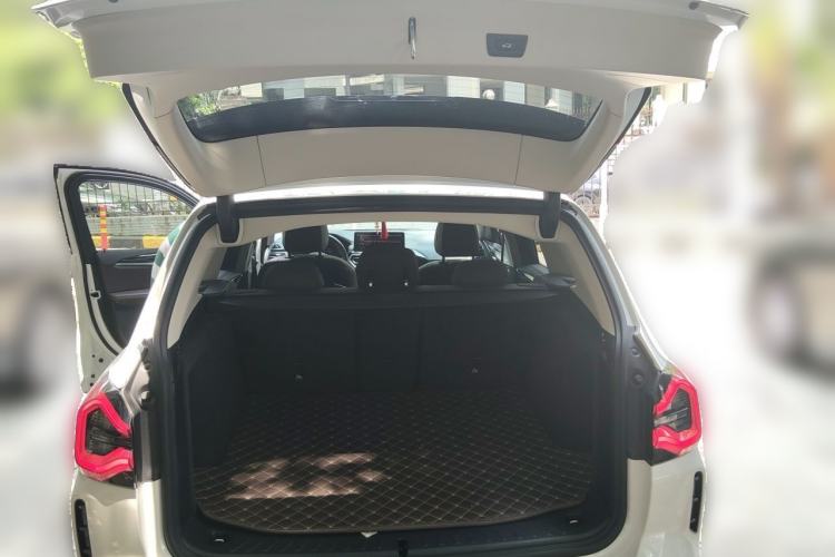 Used BMW X3 2022 xDrive25i M Sport Package Trunk