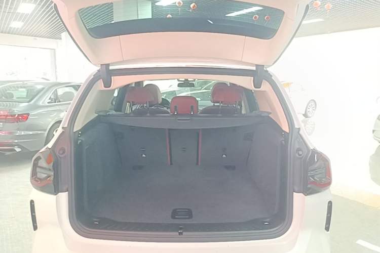 Used BMW X3 2022 Second Facelift xDrive30i Leading Edition M Night Sky Package Trunk