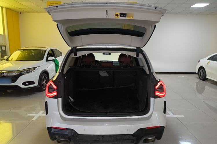 Used BMW X3 2022 Second Facelift xDrive30i Leading Edition M Night Sky Package Trunk