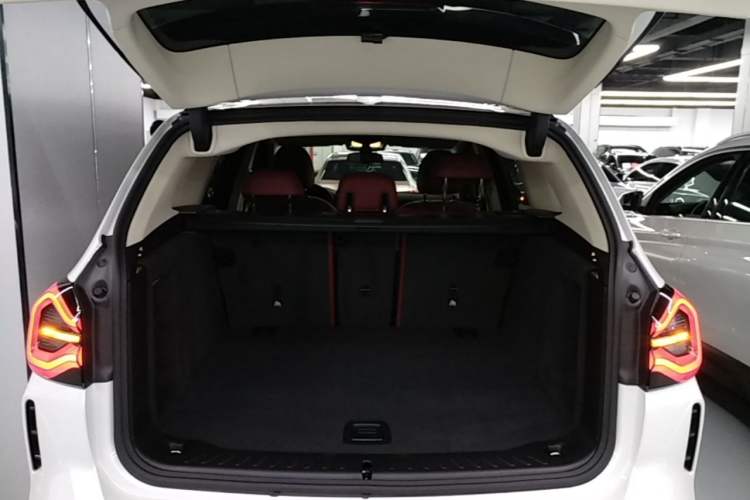 Used BMW X3 2022 Facelift xDrive30i Luxury Edition M Night Edition Package Trunk