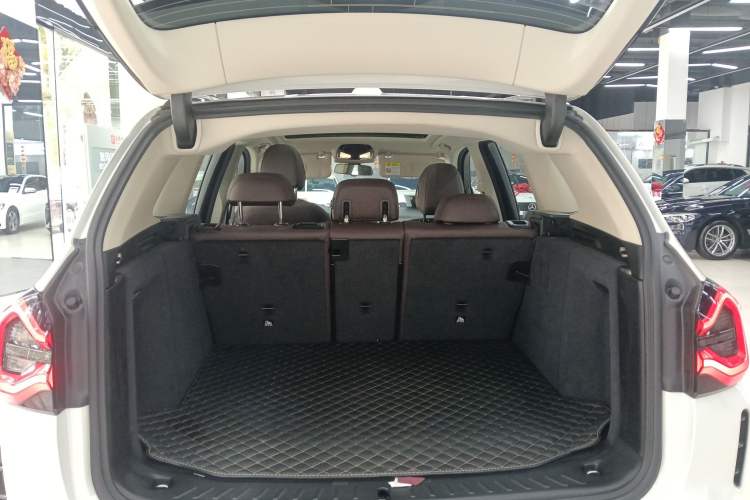 Used BMW X3 2022 xDrive30i Luxury Model M Night Sky Package Trunk