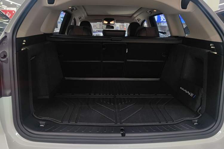 Used BMW X3 2022 xDrive25i M Sport Package Trunk