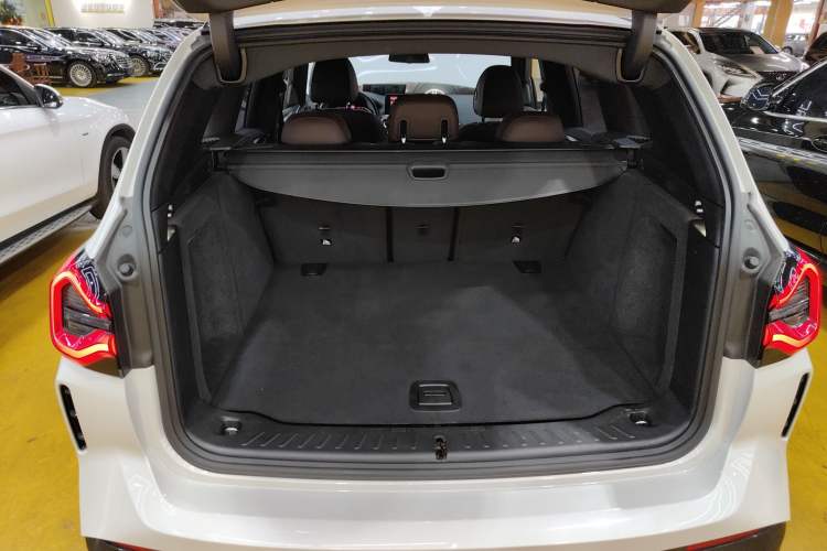 Used BMW X3 2022 xDrive30i Luxury Edition M Night Sky Package Trunk