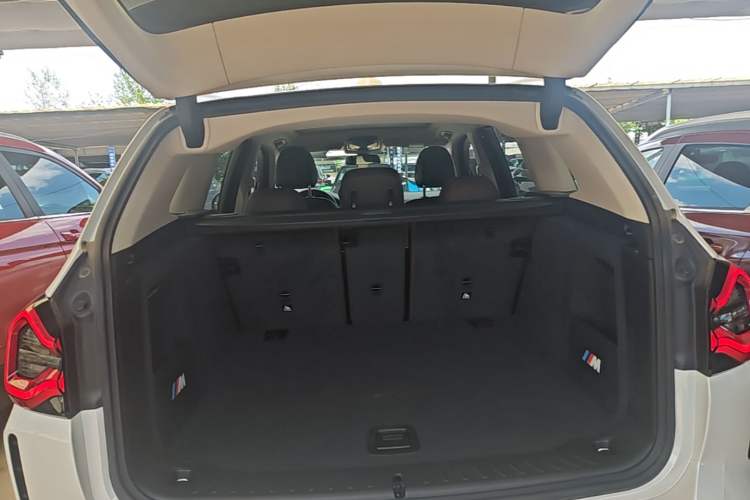 Used BMW X3 2022 xDrive25i M Sport Package Trunk
