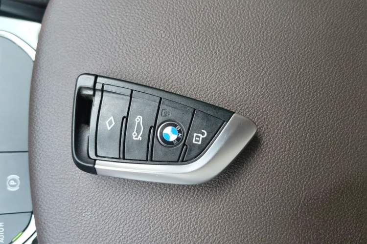Used BMW X3 2022 xDrive25i M Sport Package Vehicle Key