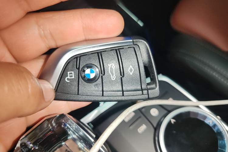 Used BMW X3 2022 Restyled xDrive30i Luxury Edition M Night Sky Package Vehicle Key