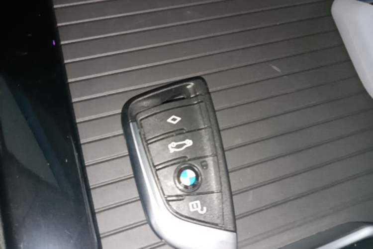 Used BMW X3 2022 Facelift xDrive30i Luxury Edition M Night Edition Package Vehicle Key