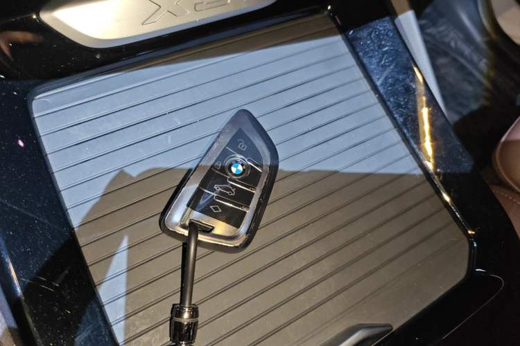 Used BMW X3 2022 Facelift xDrive30i Luxury Edition M Night Edition Package Vehicle Key