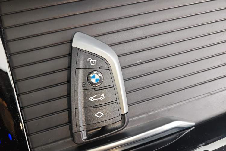 Used BMW X3 2022 xDrive30i Luxury Model M Night Sky Package Vehicle Key