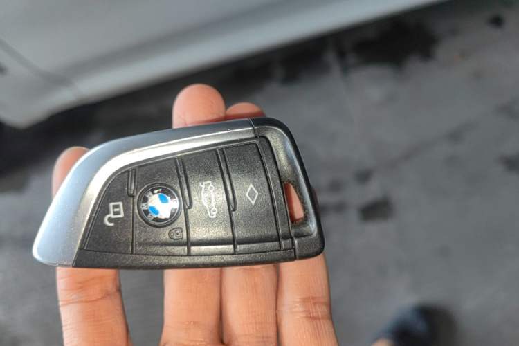 Used BMW X3 2022 xDrive25i M Sport Package Vehicle Key
