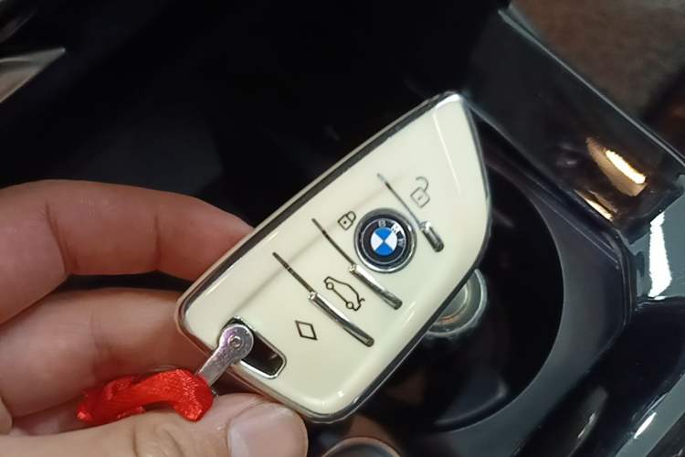 Used BMW X3 2022 xDrive25i M Sport Package Vehicle Key