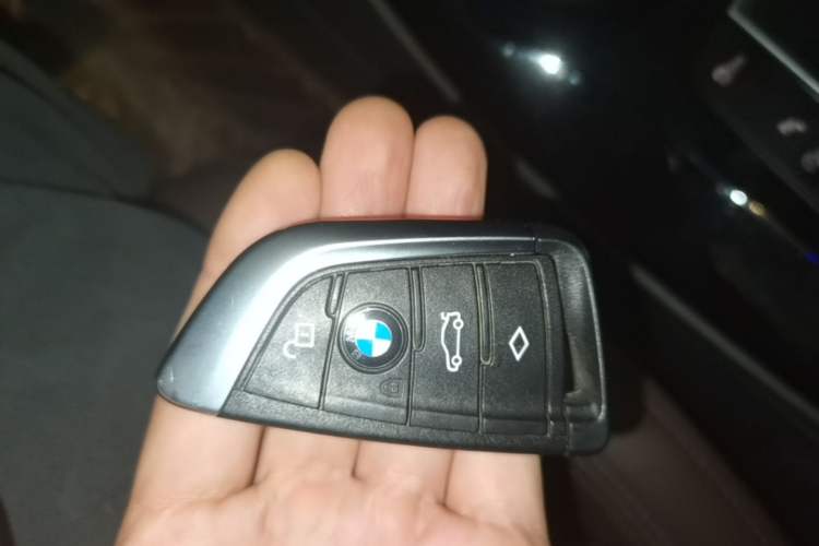 Used BMW X3 2022 xDrive25i M Sport Package Vehicle Key