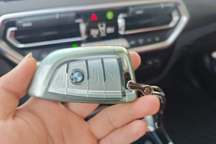 Used BMW X3 2022 Second Facelift xDrive30i Leading Edition M Night Sky Package Vehicle Key
