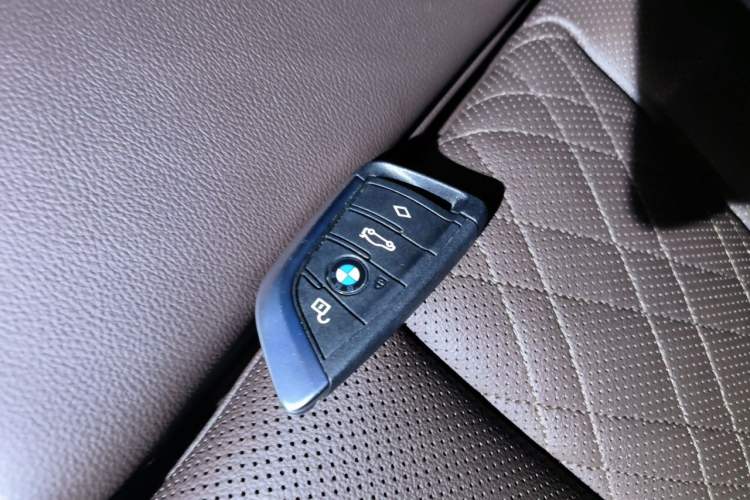 Used BMW X3 2022 xDrive30i Luxury Model M Night Sky Package Vehicle Key