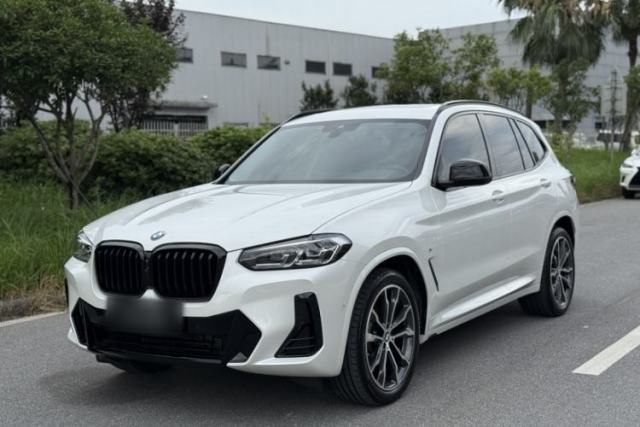 Ojetý BMW X3 2022 xDrive30i Luxury Model M Night Sky Package