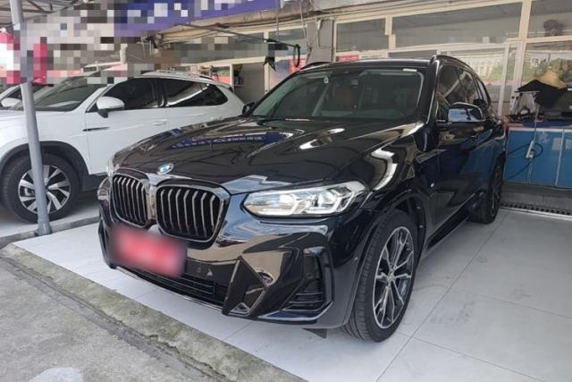 Ojetý BMW X3 2023 xDrive30i Leading Model M Night Edition Package