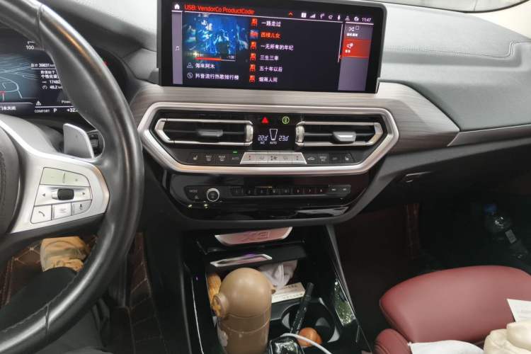 Used BMW X3 2023 Restyled xDrive30i Leading Edition M Night Sky Package Audio And AC Panel