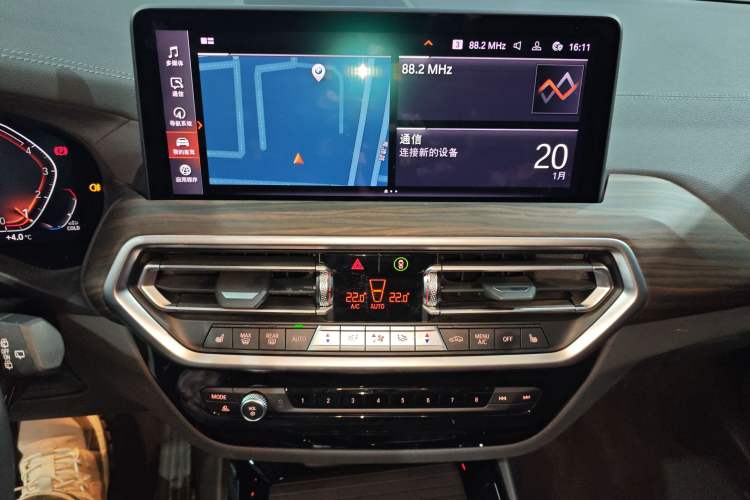 Used BMW X3 2023 Restyled xDrive30i Leading Edition M Night Sky Package Audio And AC Panel