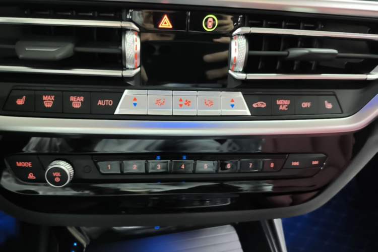 Used BMW X3 2023 xDrive25i M Sport Package Audio And AC Panel