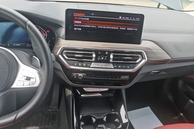 Used BMW X3 2023 Restyled xDrive30i Leading Edition M Night Sky Package Audio And AC Panel