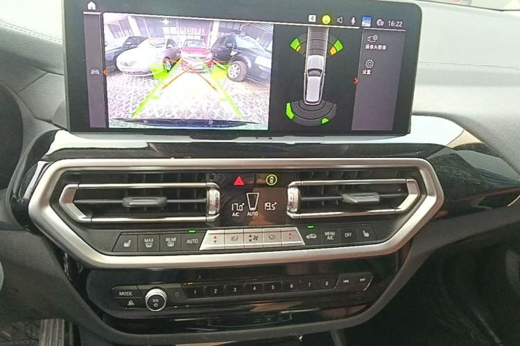 Used BMW X3 2023 xDrive25i M Sport Package Audio And AC Panel