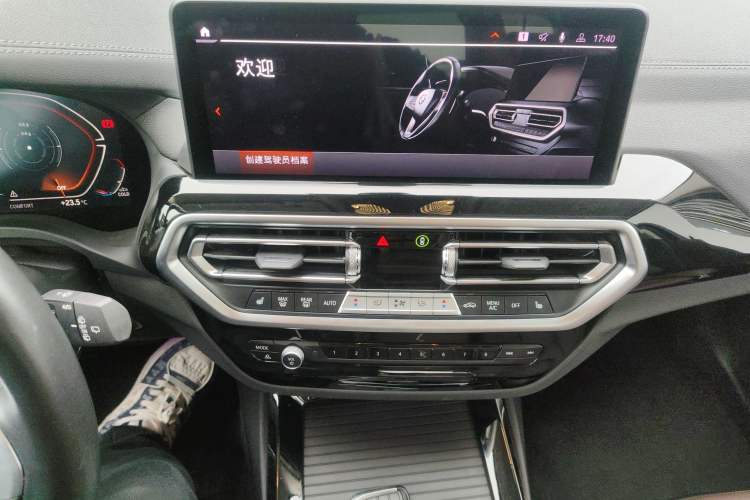 Used BMW X3 2023 xDrive25i M Sport Package Audio And AC Panel