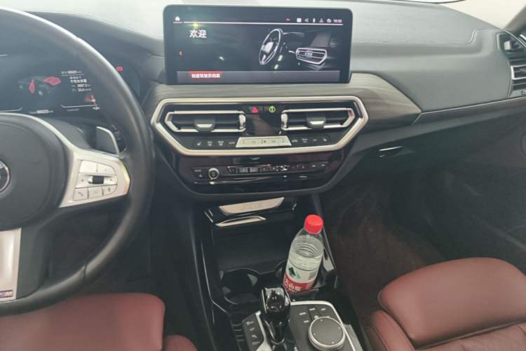 Used BMW X3 2023 Restyled xDrive30i Leading Edition M Night Sky Package Audio And AC Panel